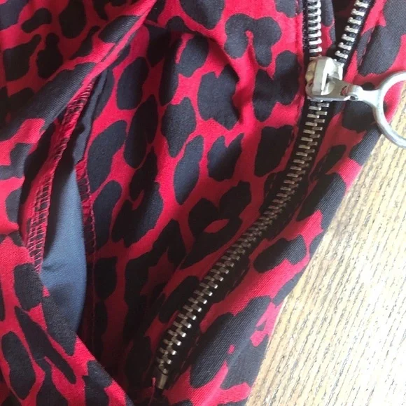 NEW Zara Basic cheetah red/black cropped pant Small Safari Casual - Picture 10 of 15